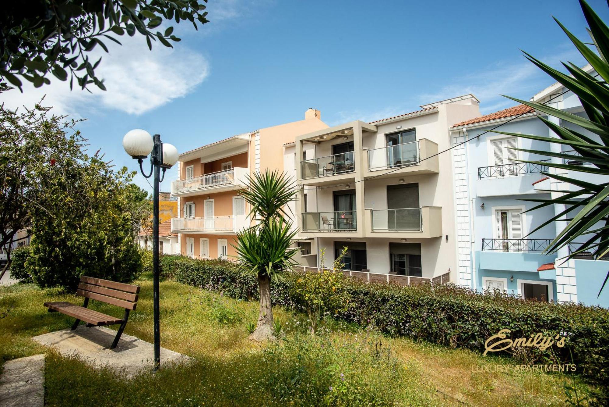 Emily'S Luxury Apartments Argostoli  Exterior foto
