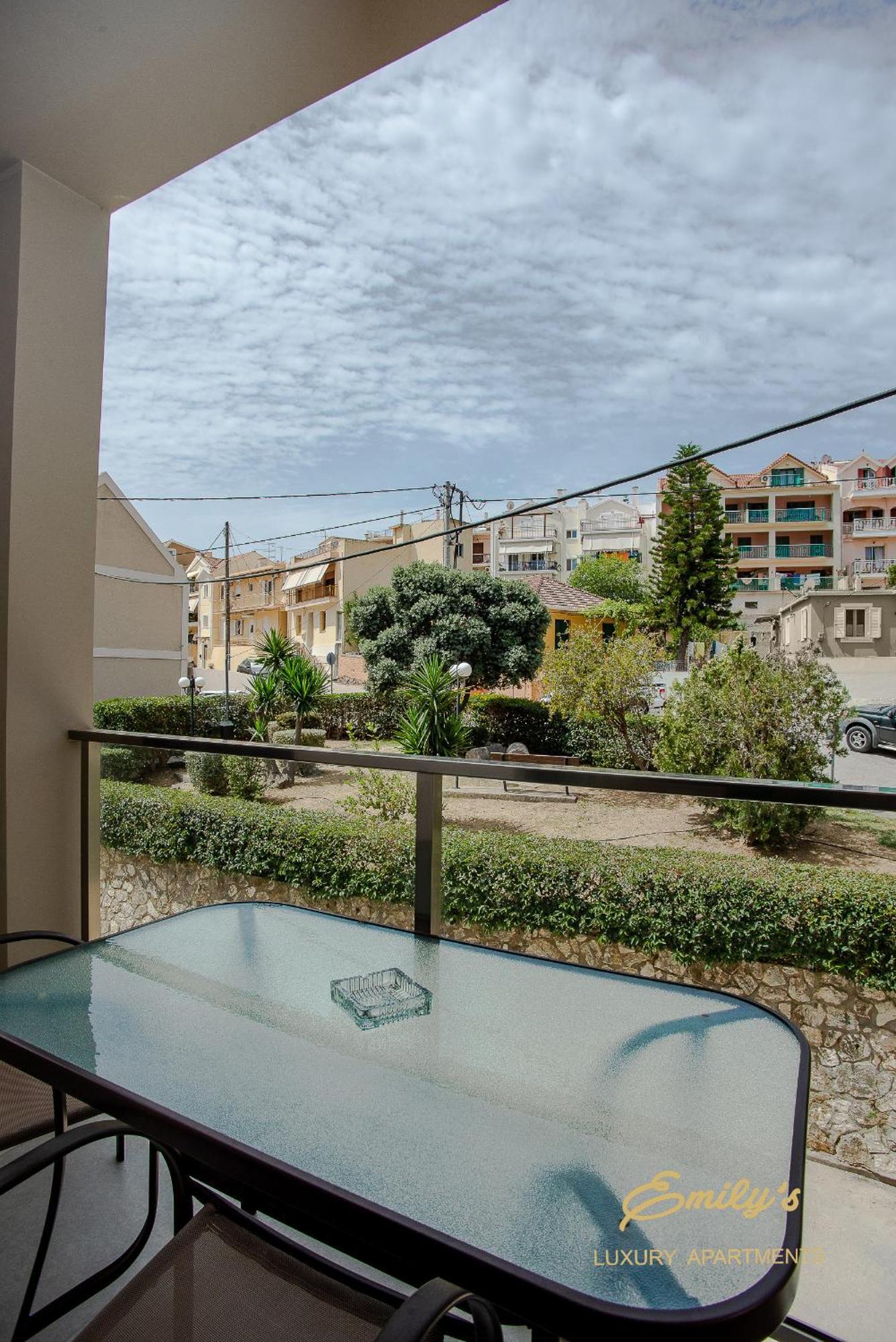 Emily'S Luxury Apartments Argostoli  Exterior foto