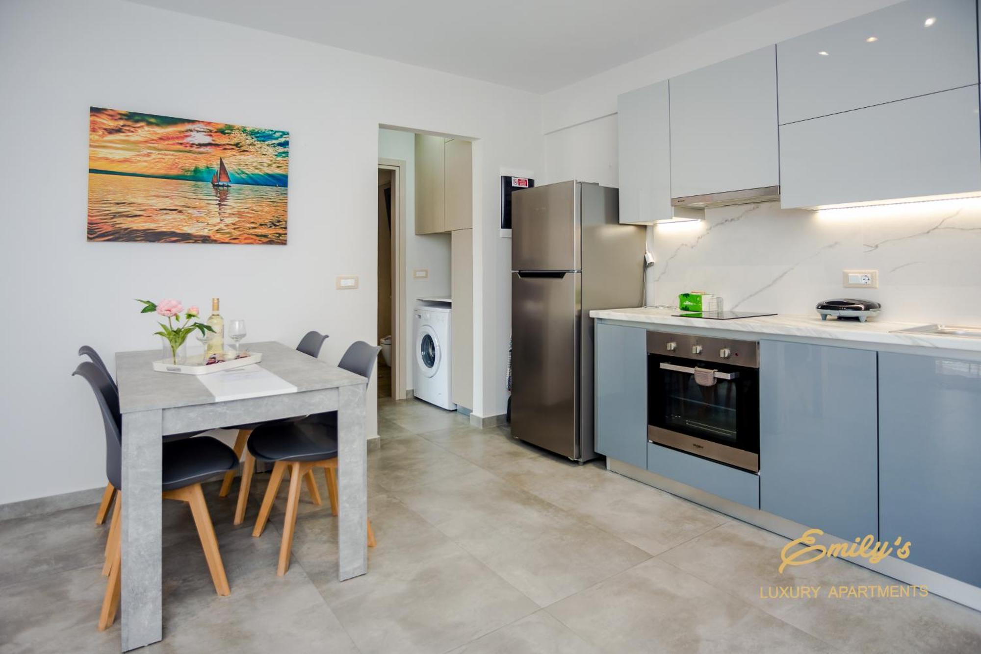 Emily'S Luxury Apartments Argostoli  Exterior foto