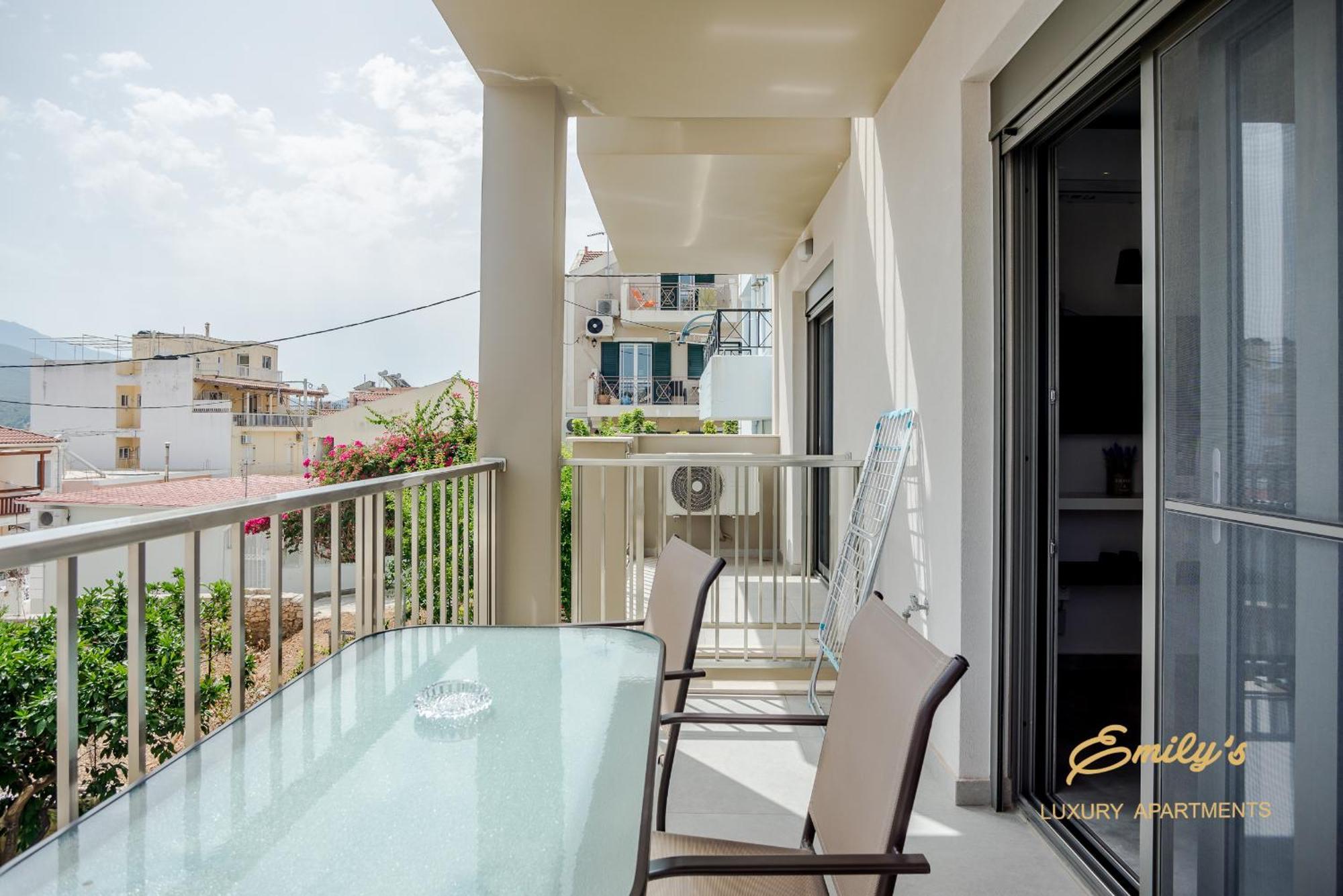 Emily'S Luxury Apartments Argostoli  Exterior foto