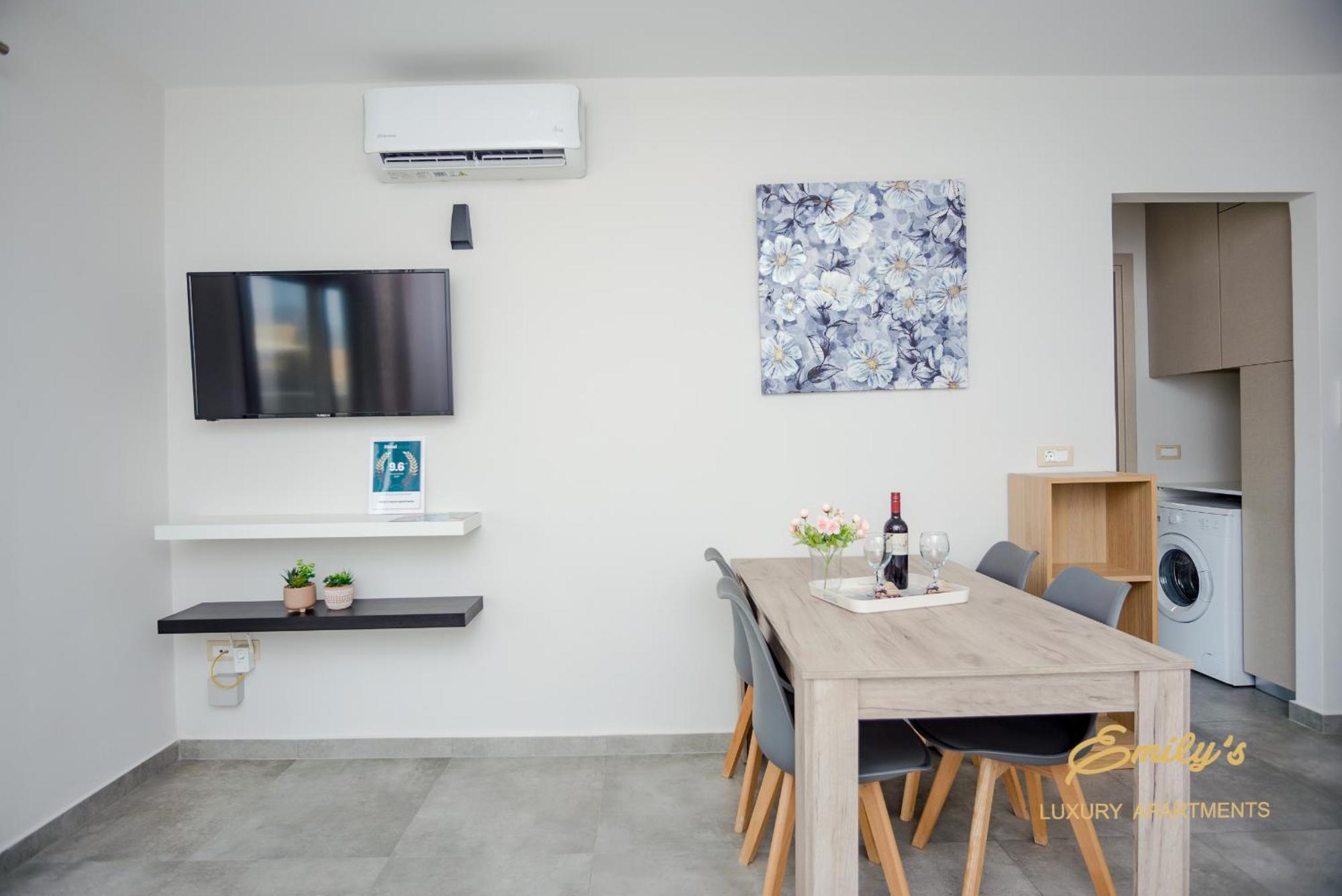 Emily'S Luxury Apartments Argostoli  Exterior foto